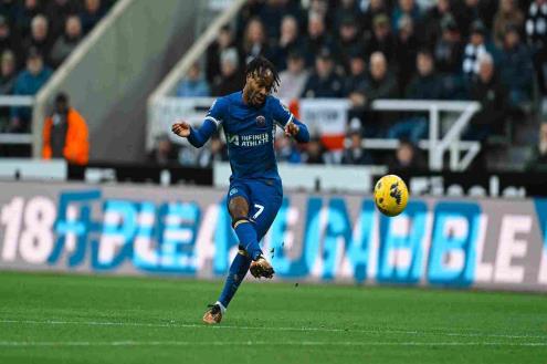 فانتازي يلا كورة.. سترلينج يكافئ أكثر من 500 ألف مدرب أمام نوتنجهام